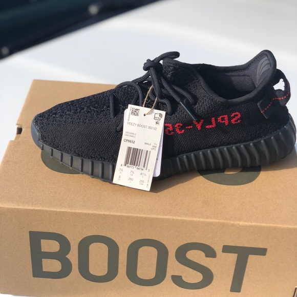 Yeezy boost v2 black/red - Picture 1 of 5